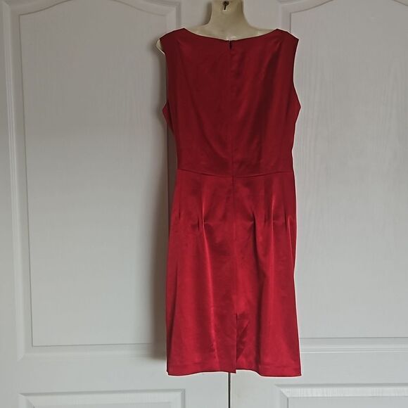 Nanette Lepore Women's V-neck Wrap Dress With Matching Pair Of Earrings 8 Red - Picture 6 of 16